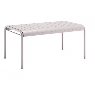 Table ANNA polypropylène et pieds métal